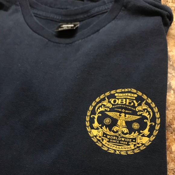 Sold ❌Obey Graphic Tee - Picture 6 of 7